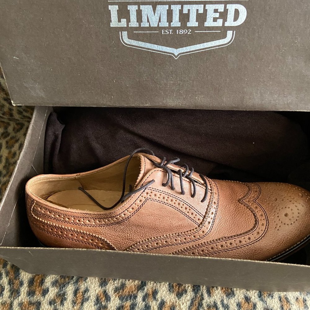 Florsheim Limited Wingtip Oxfords – 12 D
